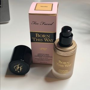 Too Faced Born This Way Foundation